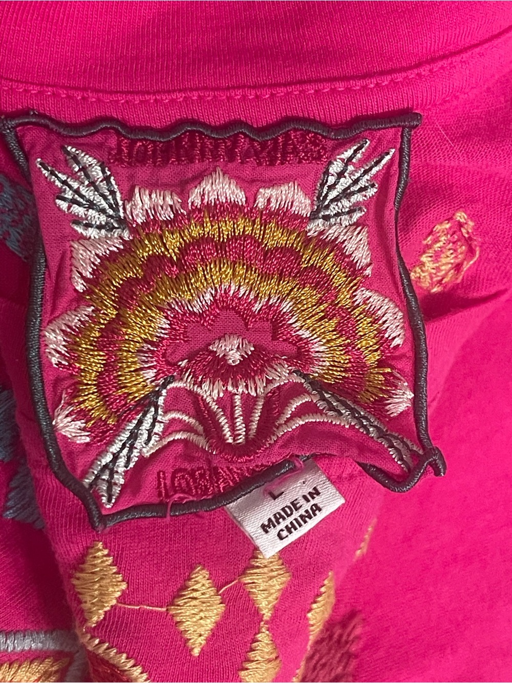 Johnny Was Mariposa Relaxed Tee Pink Embroidered Butterfly Floral - Size L - Picture 6 of 6